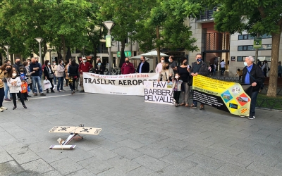 La Coordinadora Veïnal del Vallès s'ha concentrat a plaça Sant Roc/ David Palacio